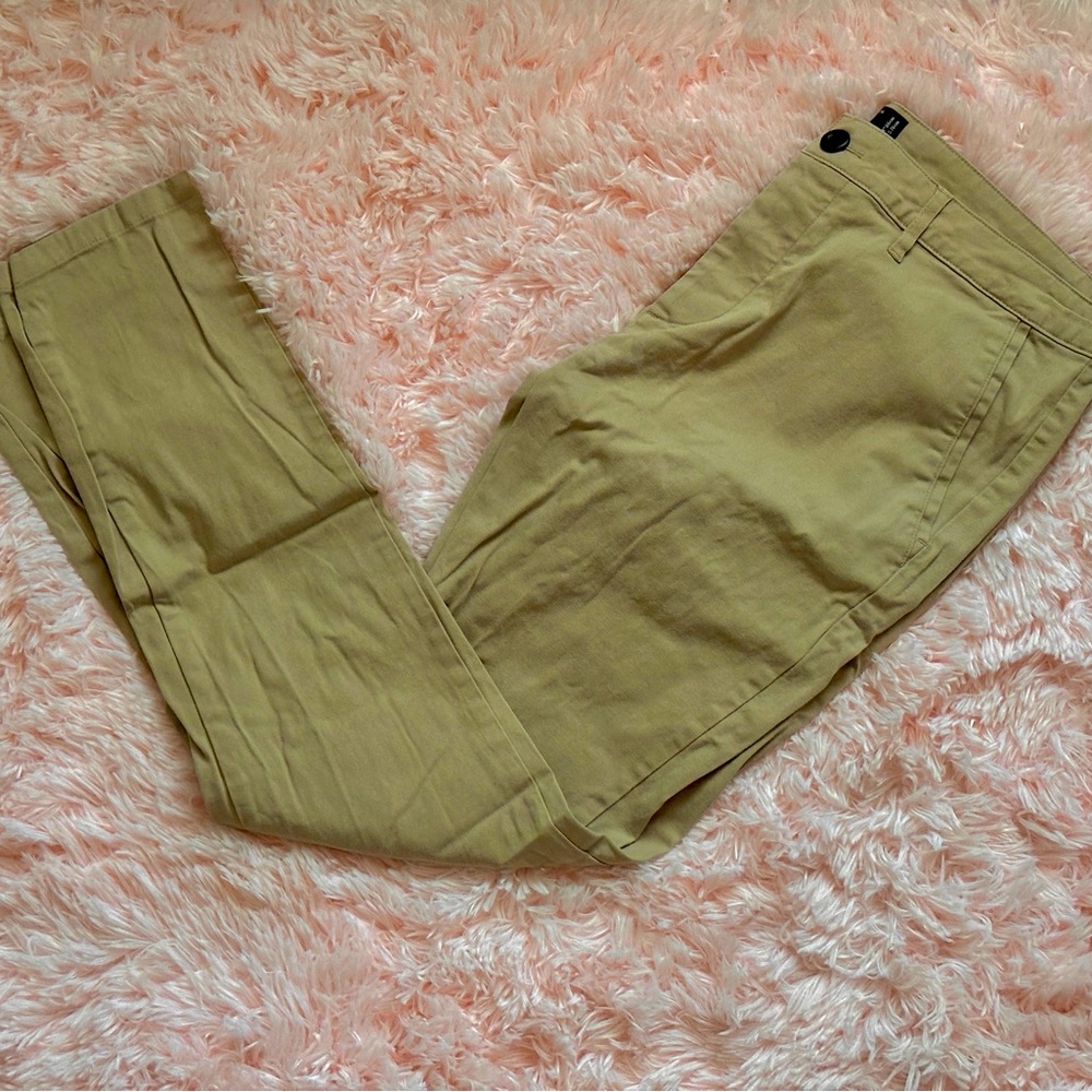 ASOS Men’s Chinos Khaki